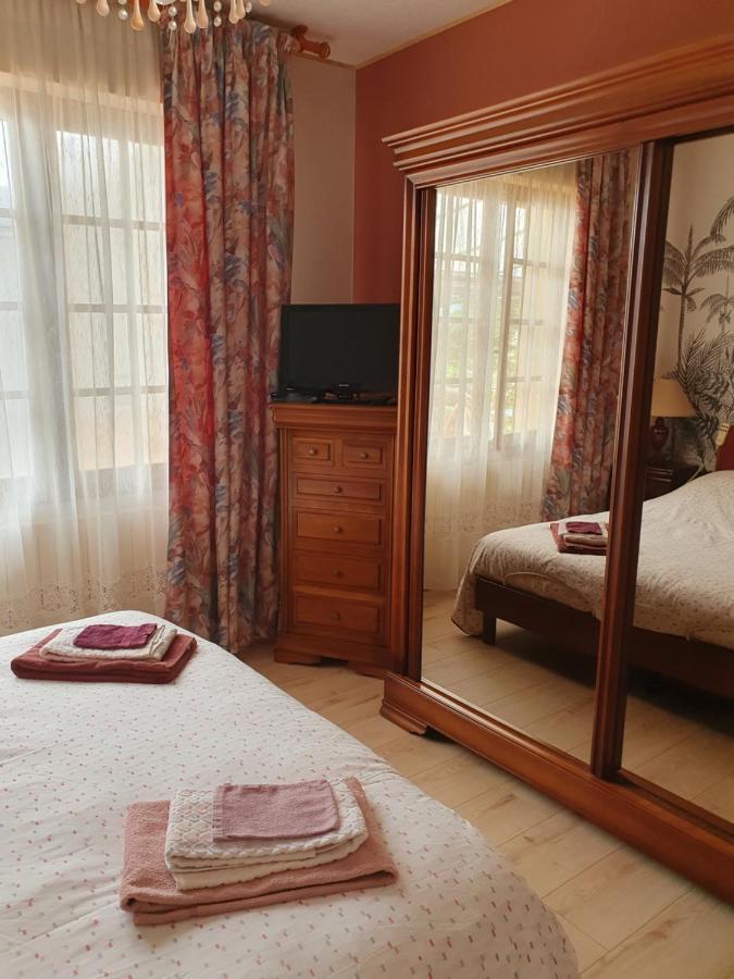 Maison Dans Le Bourg Holiday home